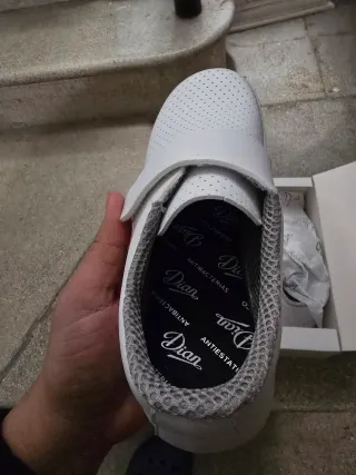 Zapatos de trabajo Dian blancos