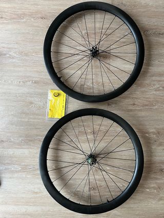 Ruedas Aerion RS Extralite Carbono