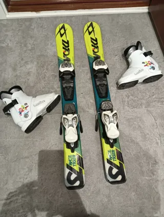 Esquís 80cm + Botas Talla 25-29