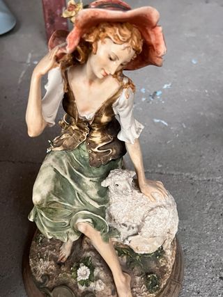 Figuras porcelana pastor y pastora base madera