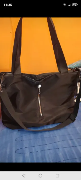 Bolso grande negro sin usar