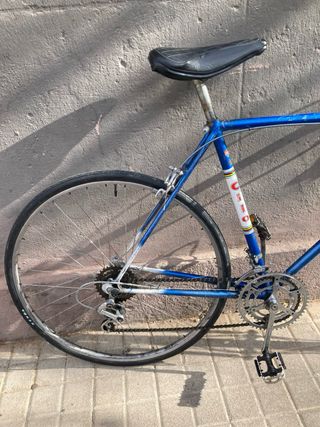 Bicicleta de carretera Cilo