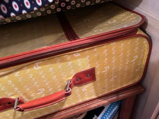 Maleta de viaje mediana multicolor