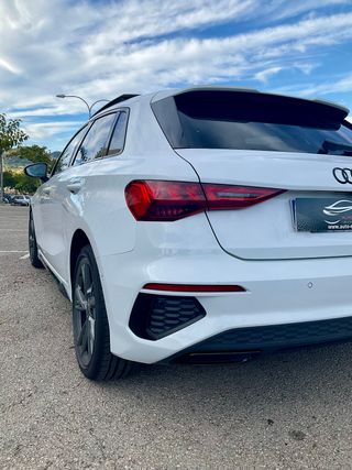 Audi A3 Sportback Black 45 TFSI e Comp S tronic