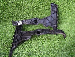 93293 8r0807453 soporte paragolpes trasero audi q5