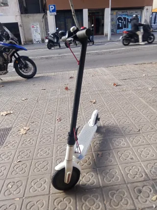 Patinete Eléctrico Xiaomi Mi Scooter 3