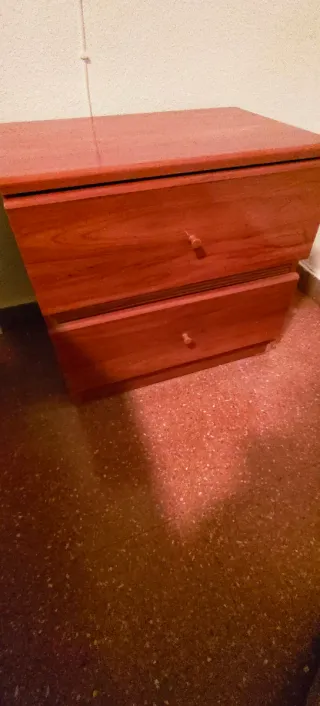 Juego 2 Mesitas de Noche Madera