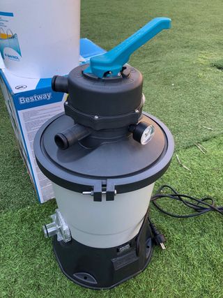 Depuradora Arena Bestway 3.596L para Piscina