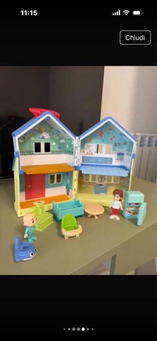 Gioco bambini con accessori sonori