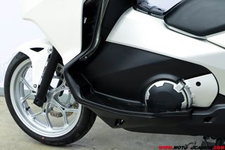 HONDA INTEGRA 700 -A2-