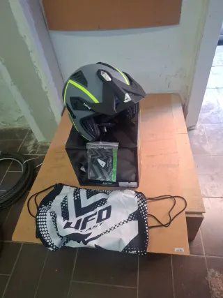 CASCO MOTO JET UFO SHERATAN NEGRO NUEVO TALLA S-XL