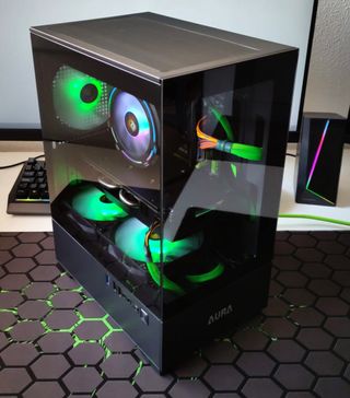 PC GAMING COMPLETAMENTE NUEVO - RX580 - 16GB