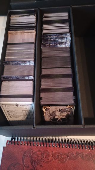 Oathsworn Into the Deepwood Cartas y Manuales