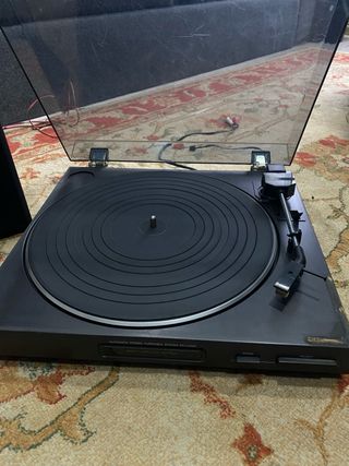 Giradischi Sony con altoparlanti Kenwood