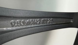 LLANTA MERCEDES AMG 19” ORIGINAL  A2134012600