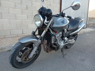 Honda Hornet 900