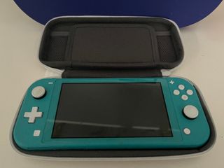 Nintendo Switch Lite Verde + Giochi