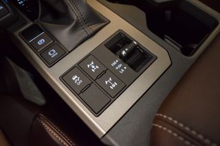 Toyota Land Cruiser 250 Hybrid 2026