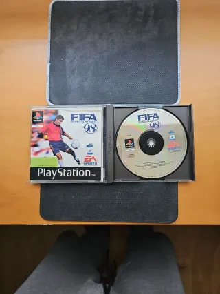 FIFA 98 Rumbo al Mundial PS1 PAL