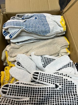 Guantes de trabajo con puntos antideslizantes