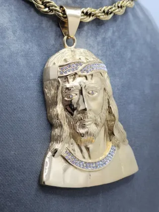 Grandioso Colgante Jesucristo con Circonitas