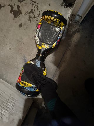 Hoverboard con diseño graffiti