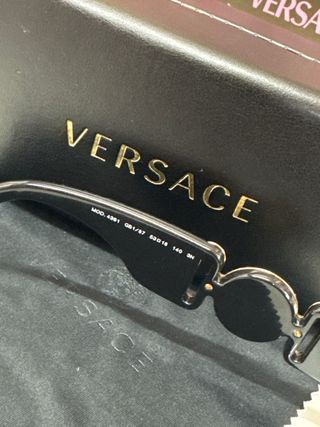 Gafas de Sol Versace Negras y Doradas