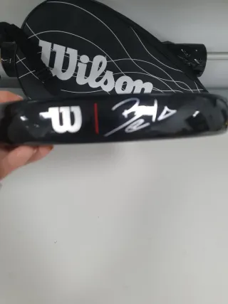 Liquidación Pala pádel Wilson Bela Pro