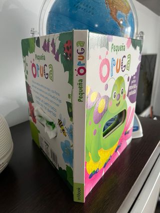 Libro infantil PEQUEÑA ORUGA