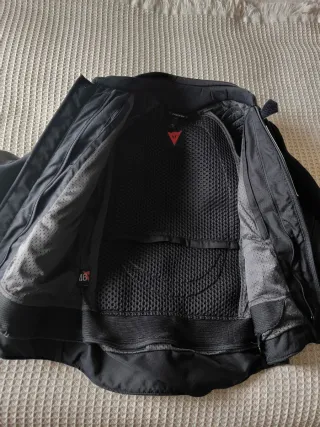 Chaqueta Dainese Avro 4 Negra/Blanca