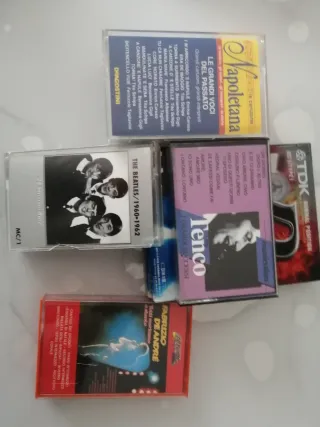 Lotto 43 musicassette registrate