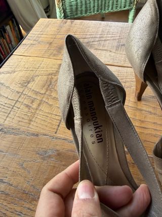 Tacones bronce Alain Manoukian Talla 41