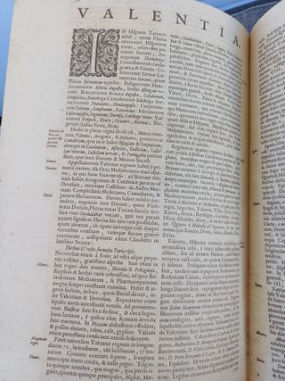 Hispania y Europa Libro Antiguo