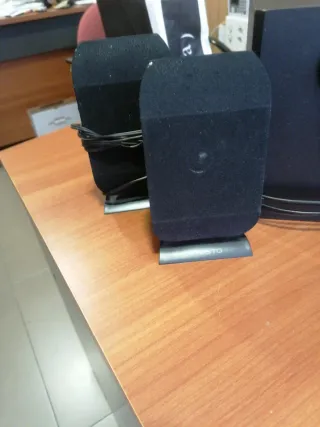 Altavoces negros 4.1