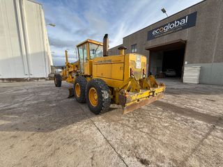 JOHN DEERE 772B ***MATRICULADA***