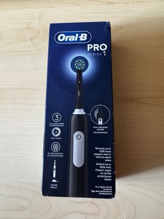 Spazzolino Elettrico Oral-B Pro Series 1