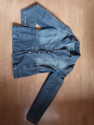 Chaqueta vaquera azul