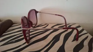 Gafas de sol Escada Rojas Mujer