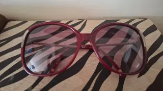 Gafas de sol Escada Rojas Mujer