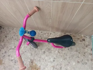 Bicicleta sin pedales Chicco Rosa