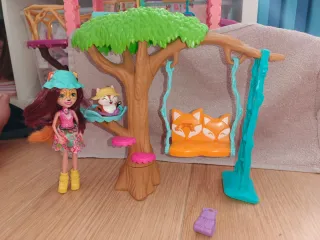Enchantimals Casa Árbol con Accesorios