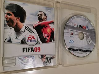 Pack PS3 – Assassin’s Creed + SingStar + FIFA