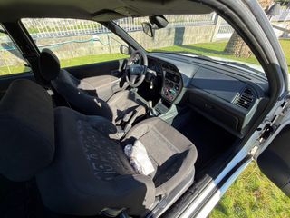 Peugeot 306 1999i lo