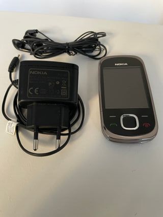 Nokia 7230 con SD 2GB