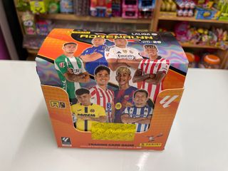 Caja Adrenalyn XL 2025-26 Completa