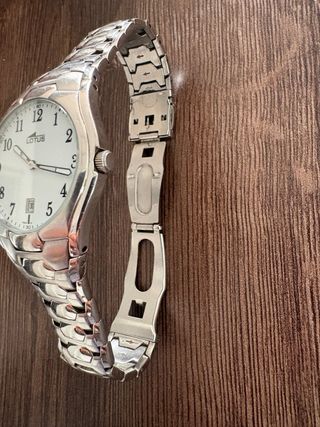 Reloj Lotus 15555 Plata y Blanco Funciona bien.