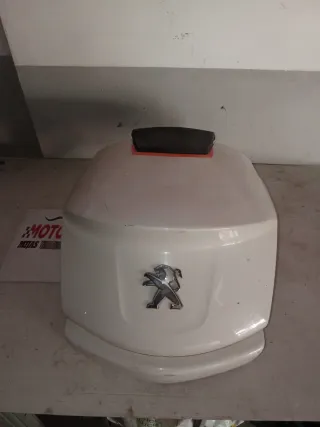 Maletero Peugeot metrópolis