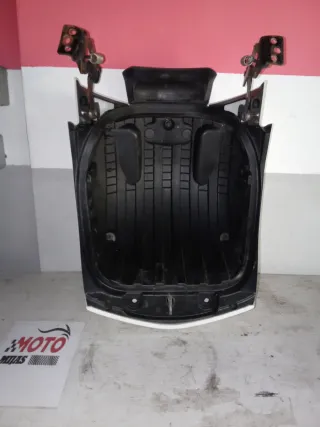 Maletero Peugeot metrópolis