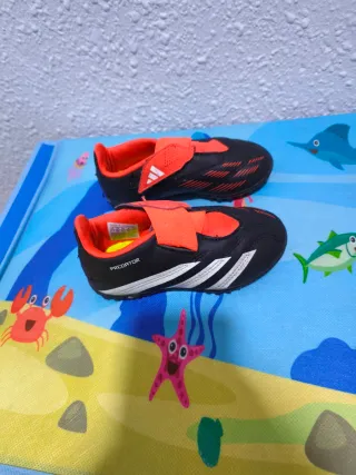 Botas de fútbol Adidas niño Talla 25'5