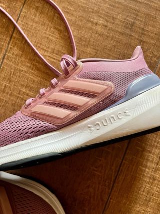 Adidas Dune Rosa y Blanco